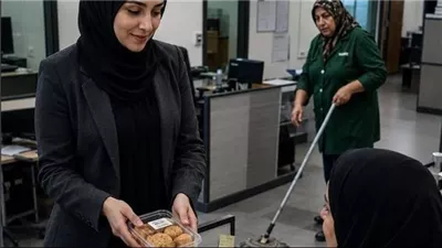 زميلتي في العمل تُحضر لي كليجة عراقية كل يوم