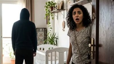 اختي الكبيرة رجعت من السفر