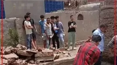 من ساعه ما دفنت امى