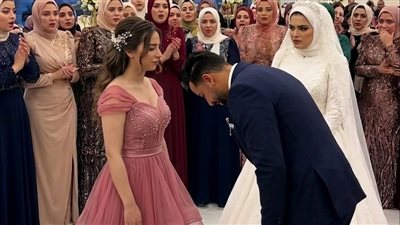 قالت عني فقيرة ومنعتني من زفافها